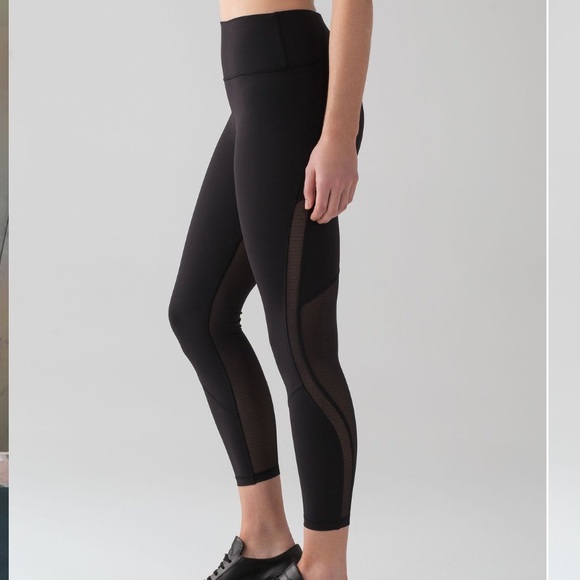 3 for $20 ✨ Lululemon | Revitalize Tight 25” - Picture 1 of 8